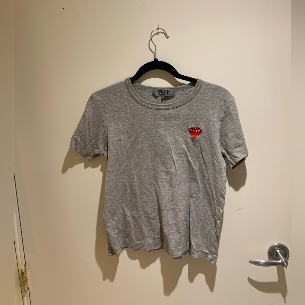 Comme des garçon PLAY t shirt